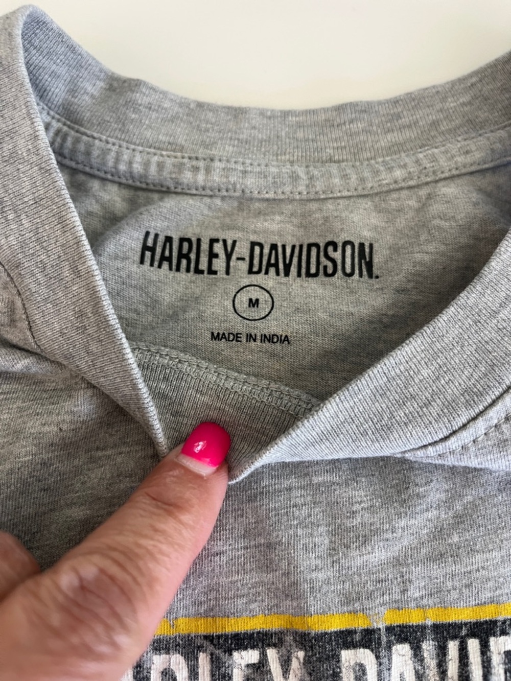 Harley-Davidson Gray Muscle Tank with Yellow Logo Patch - Picture 3 of 5